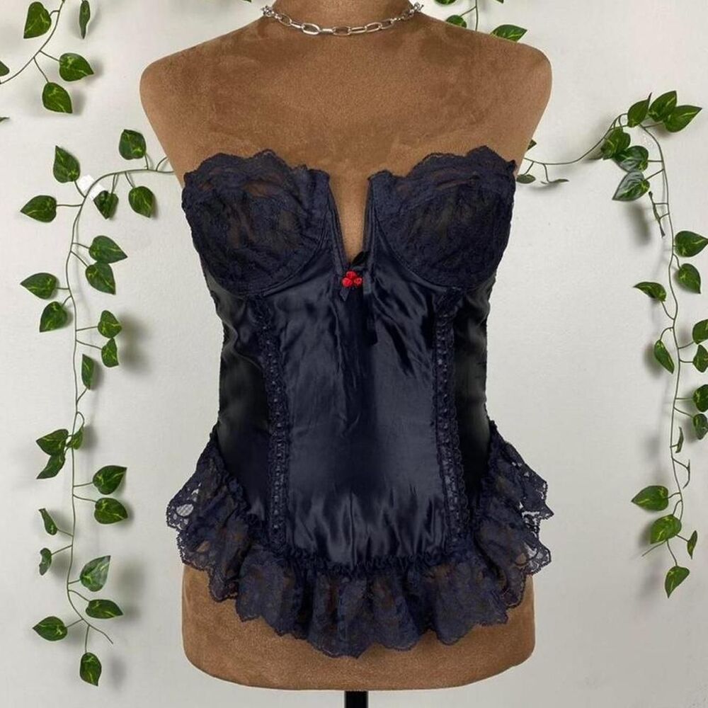XS Vintage Fredericks of Hollywood 80s 90s black lace corset top ruffles roses